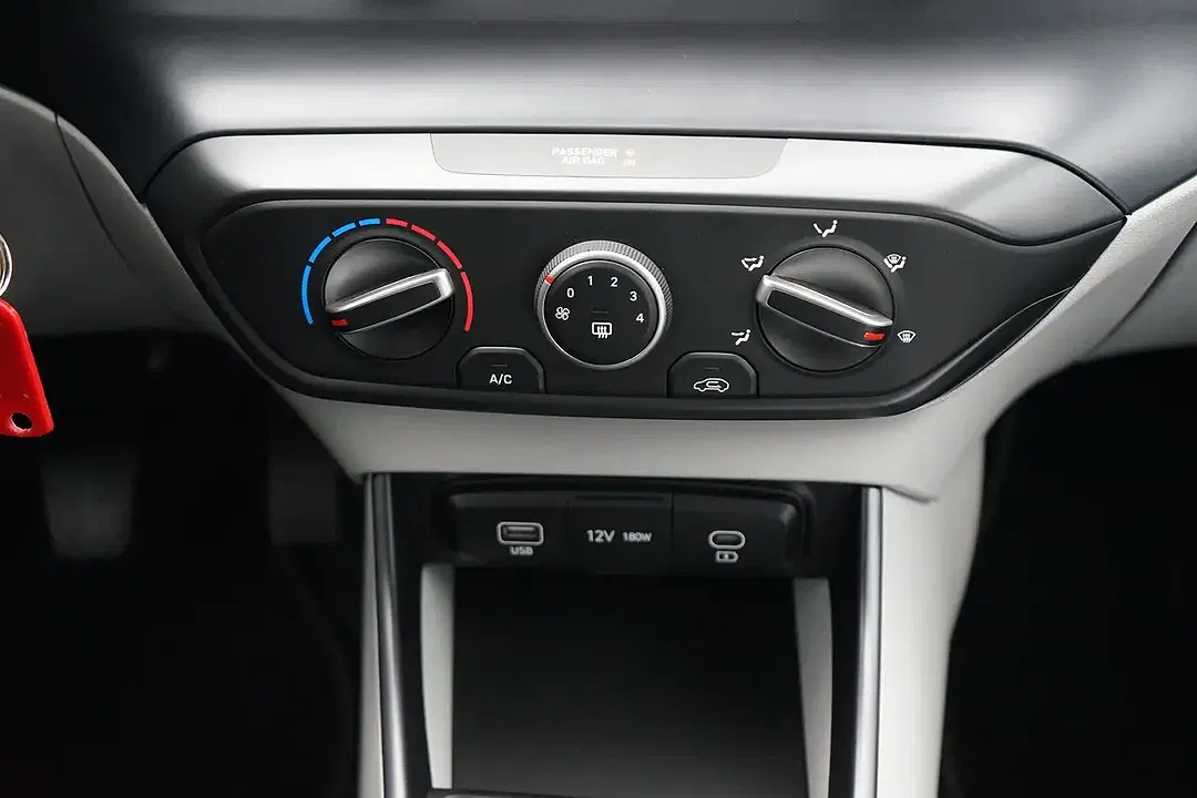 Hyundai i20 1.2 - Thumbnail 10