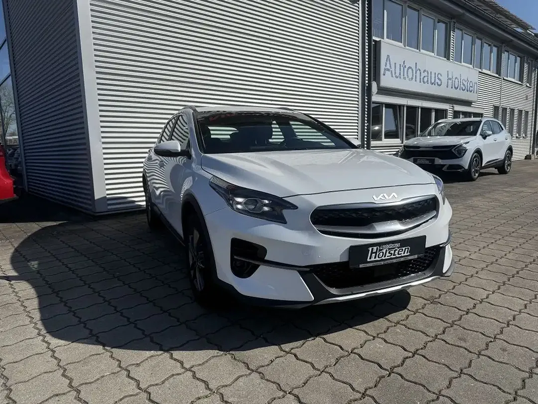 Kia XCeed 1.6 GDI PHEV DCT Spirit - Thumbnail 3