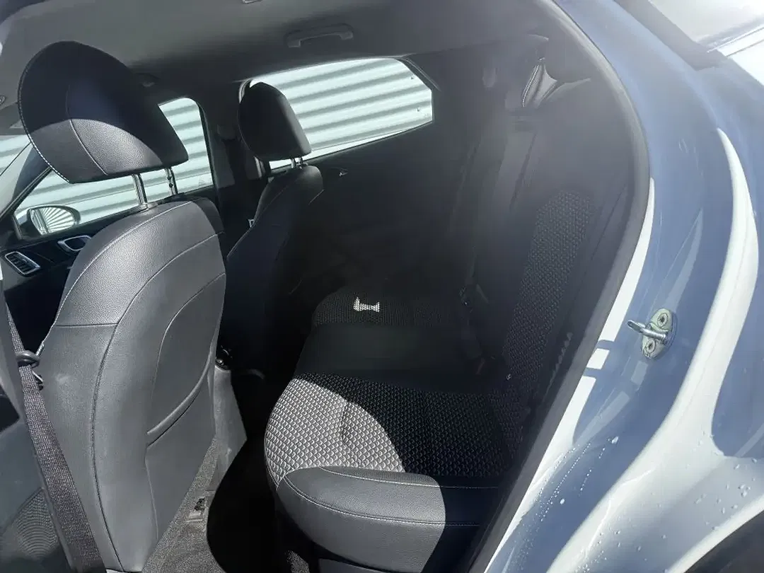 Kia XCeed 1.6 GDI PHEV DCT Spirit - Thumbnail 8