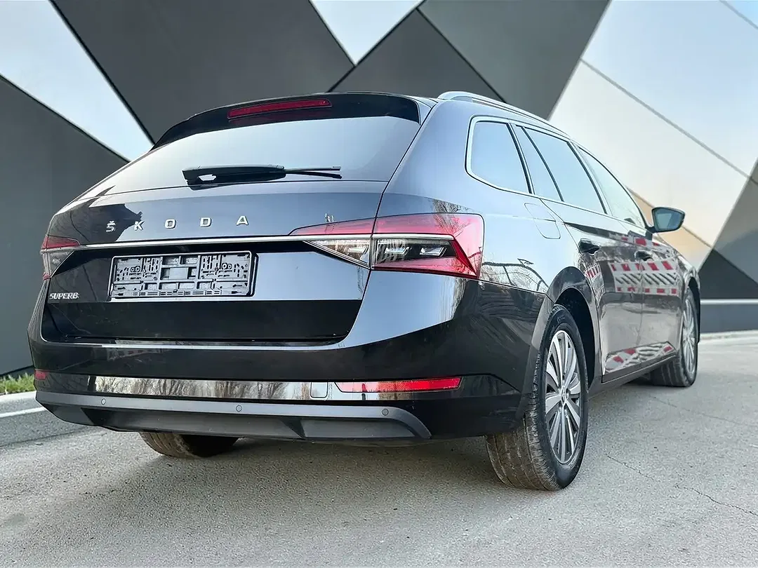 Skoda Superb Combi Style - Thumbnail 8