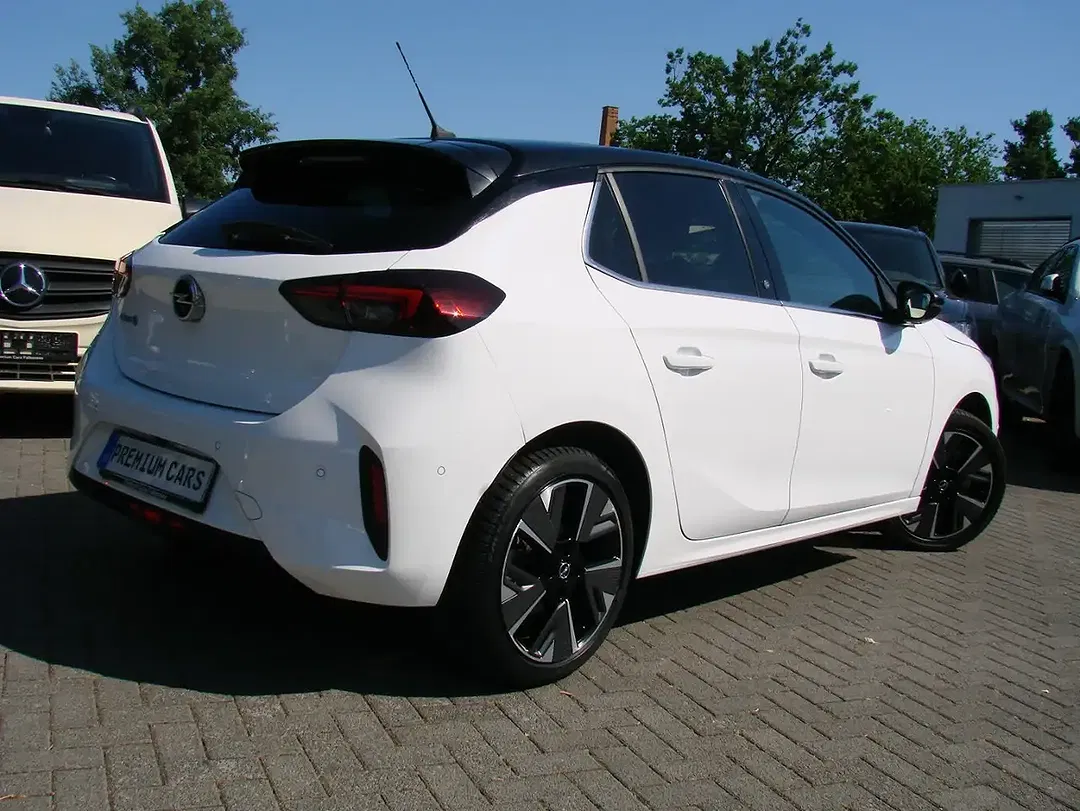 Opel Corsa-e Ultimate IntelliLux LED - Thumbnail 3