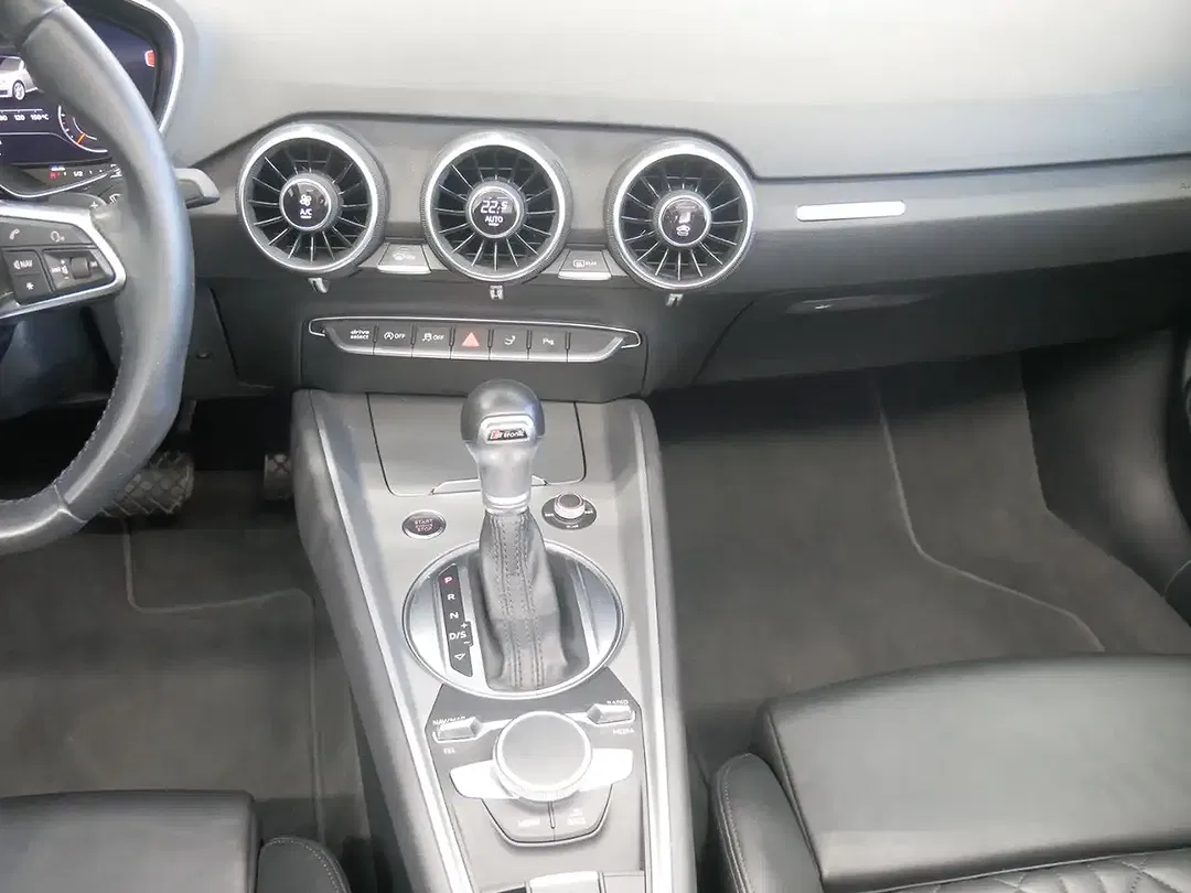 Audi TT 45 TFSI Roadster - Thumbnail 10