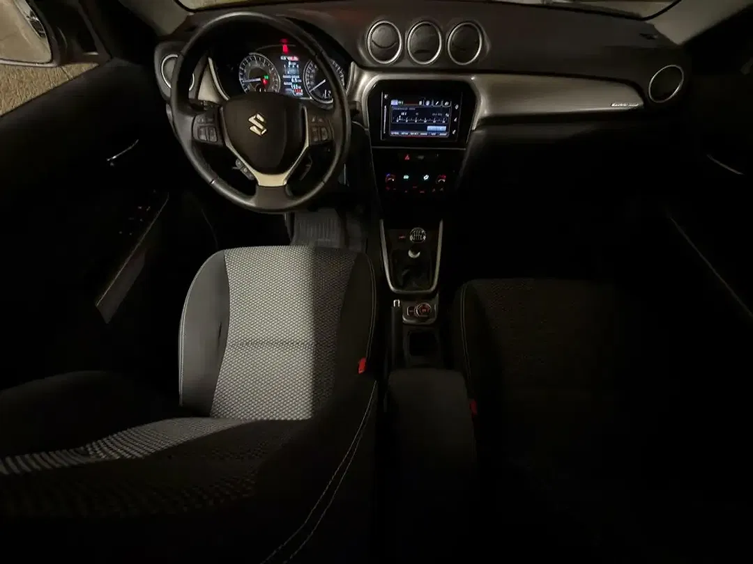 Suzuki Vitara Hybrid 1.4 AllGrip - Thumbnail 11