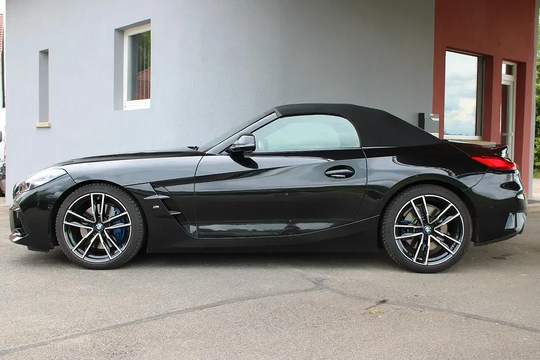 BMW Z4 sDrive Roadster M Sport - Thumbnail 5