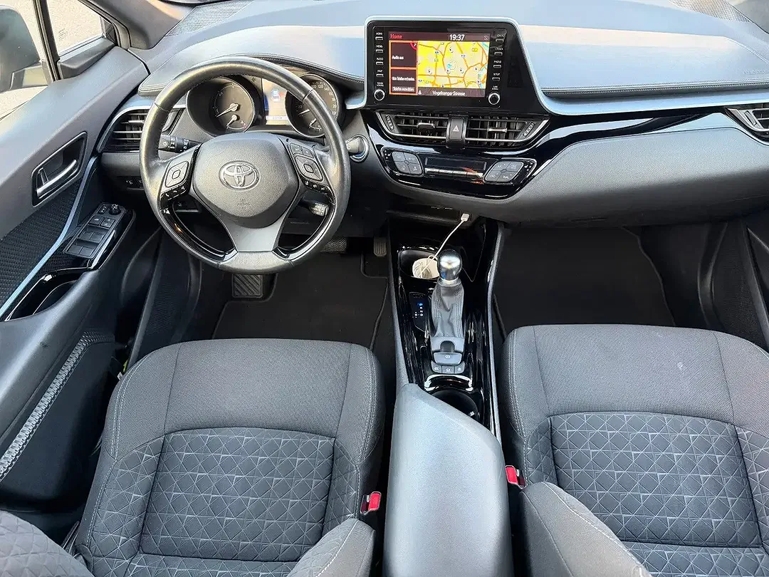 Toyota C-HR Hybrid Team Deutschland - Thumbnail 12