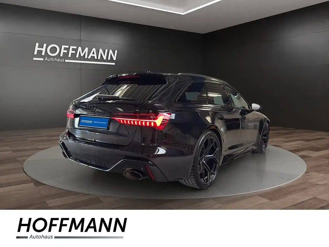 Audi RS6 RS performance Avant - Thumbnail 3