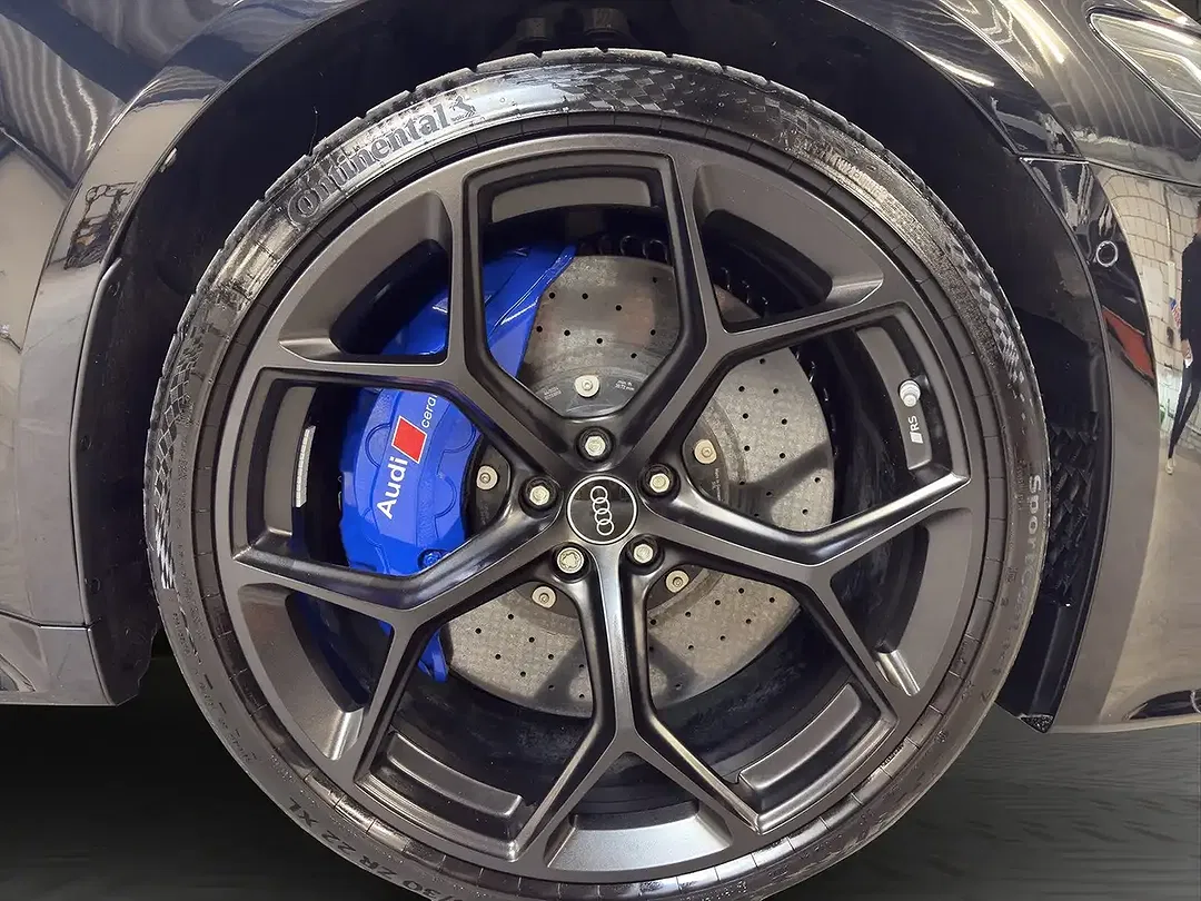 Audi RS6 RS performance Avant - Thumbnail 6