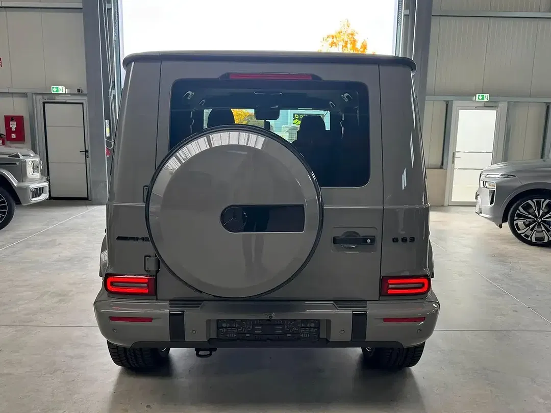 Mercedes-Benz G 63 AMG Active - Thumbnail 9