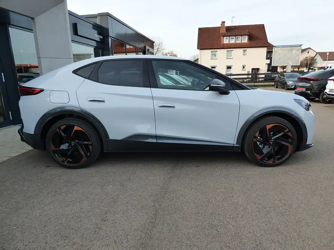 CUPRA Tavascan 4Drive VZ - Thumbnail 10