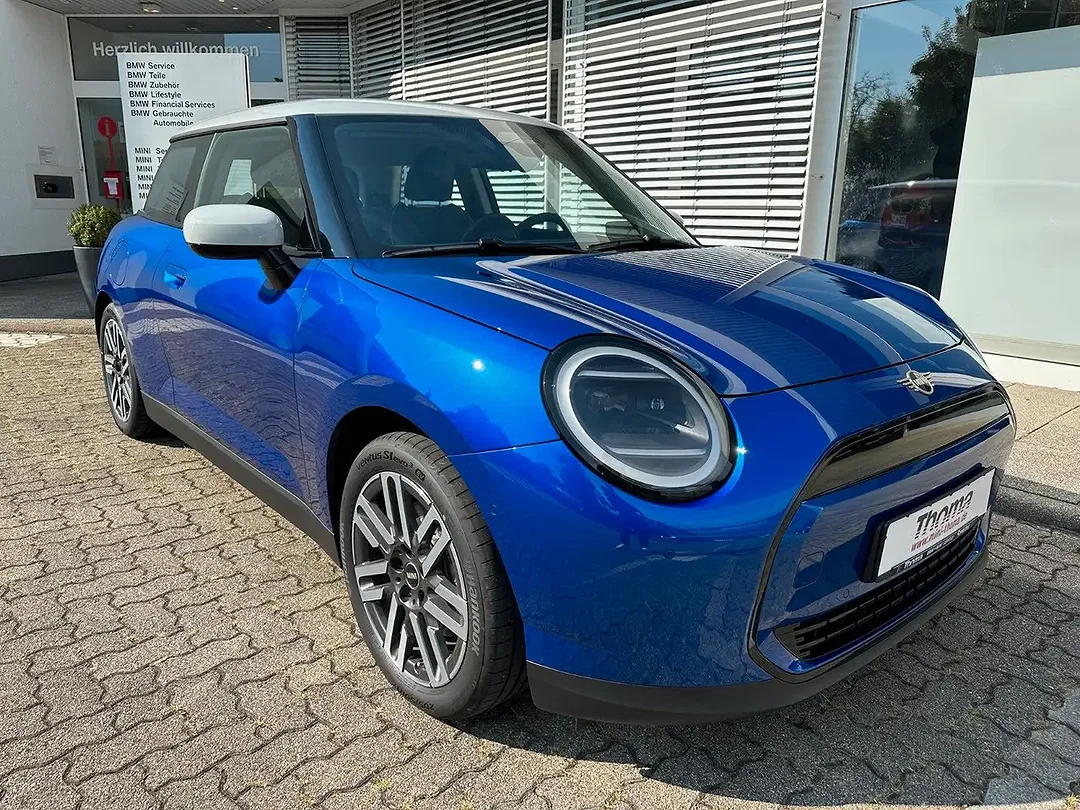 MINI Cooper E Classic Trim - Afbeelding 1