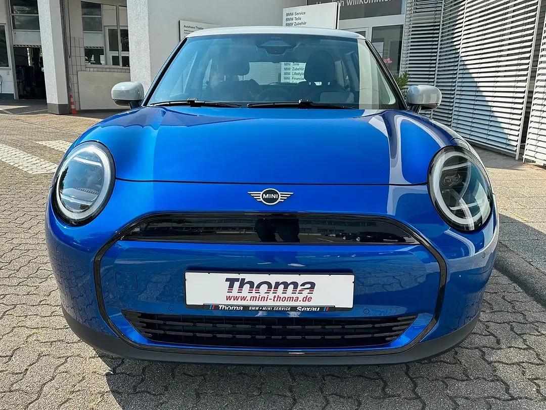 MINI Cooper E Classic Trim - Thumbnail 9