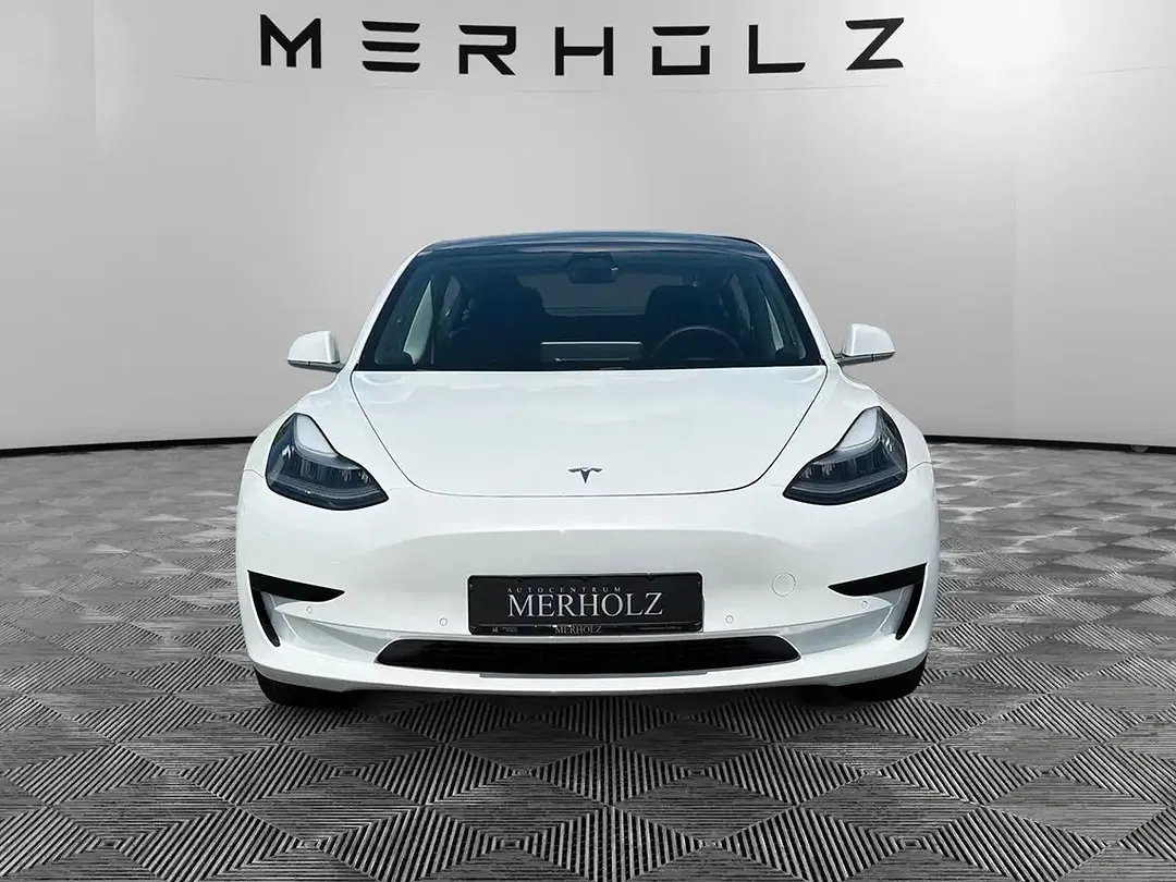 Tesla Model 3 Standard Range Plus Premium - foto 2