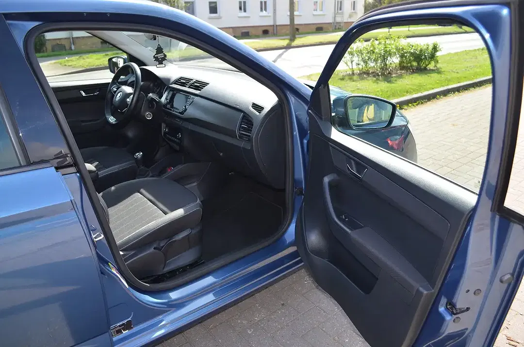 Skoda Fabia Style - Thumbnail 10