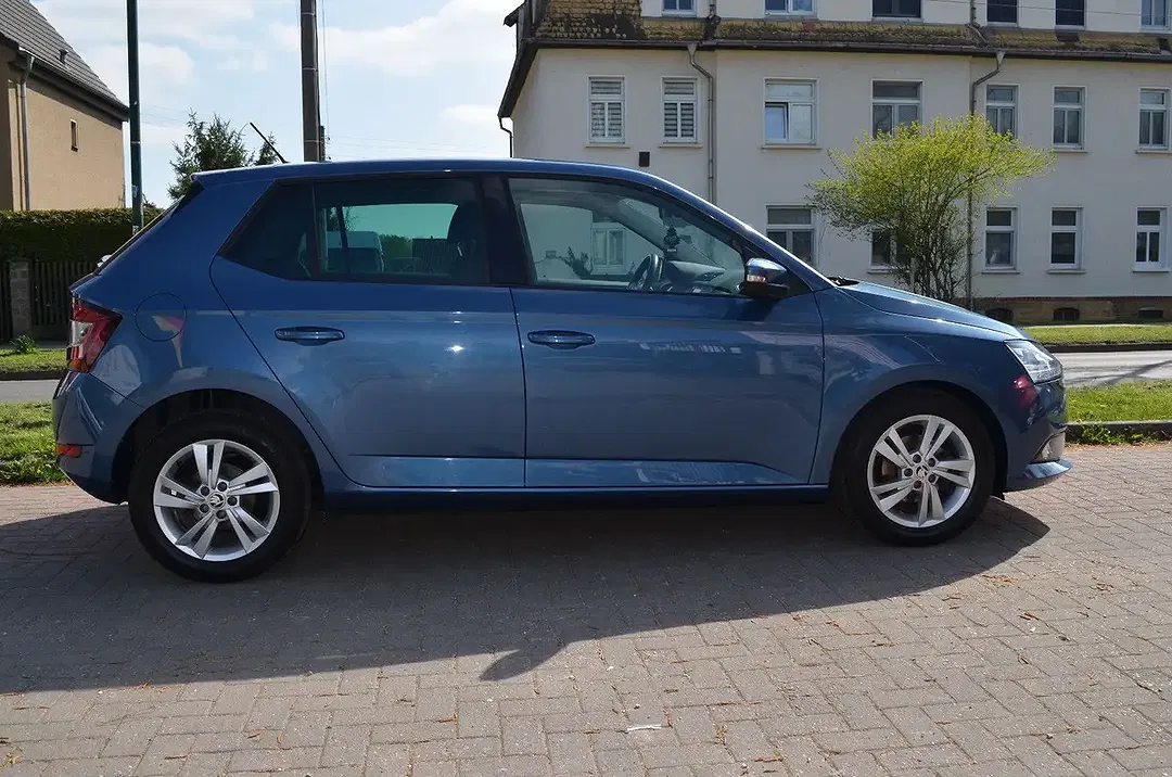 Skoda Fabia Style - Thumbnail 5