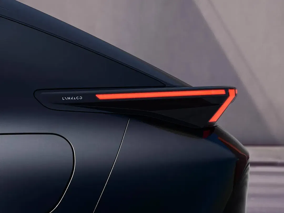 Lynk & Co 02 - Thumbnail 10