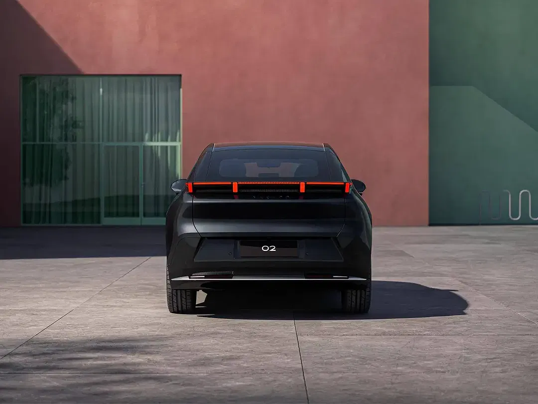 Lynk & Co 02 - Thumbnail 4