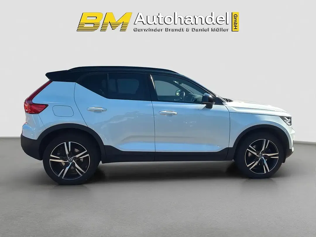 Volvo XC40 R-Design - Thumbnail 6