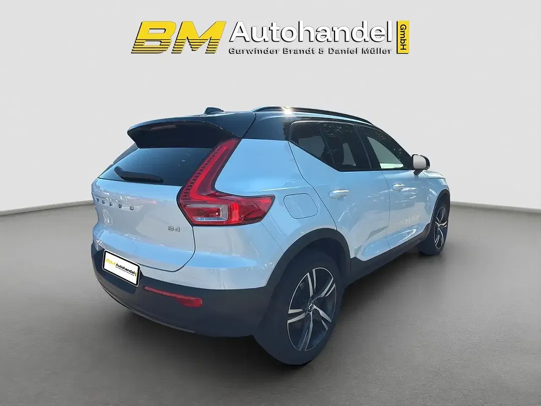 Volvo XC40 R-Design - Thumbnail 7
