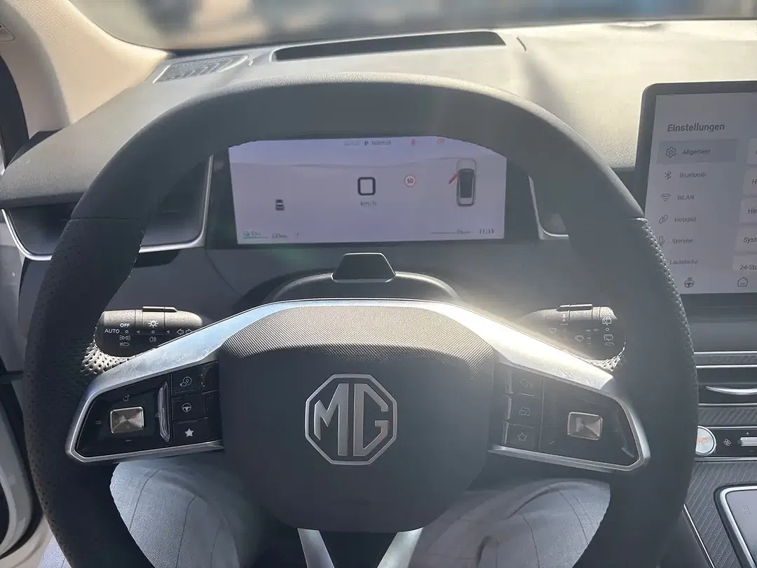 MG MGS6 EV AWD Luxury - Thumbnail 9