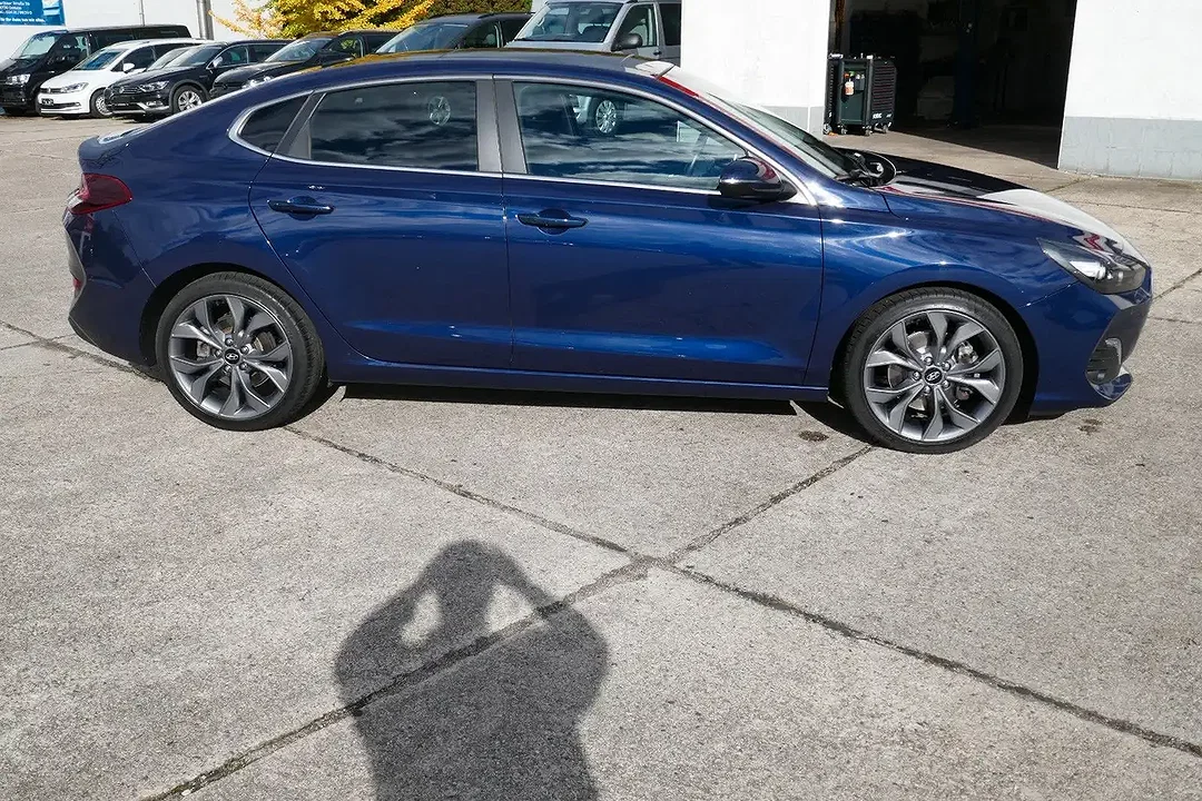 Hyundai i30 Fastback Premium - Afbeelding 1
