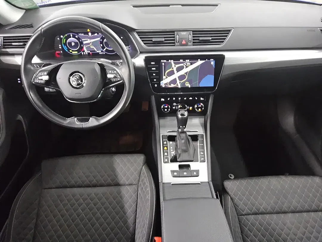 Skoda Superb 1.4 TSI iV Ambition - Thumbnail 5