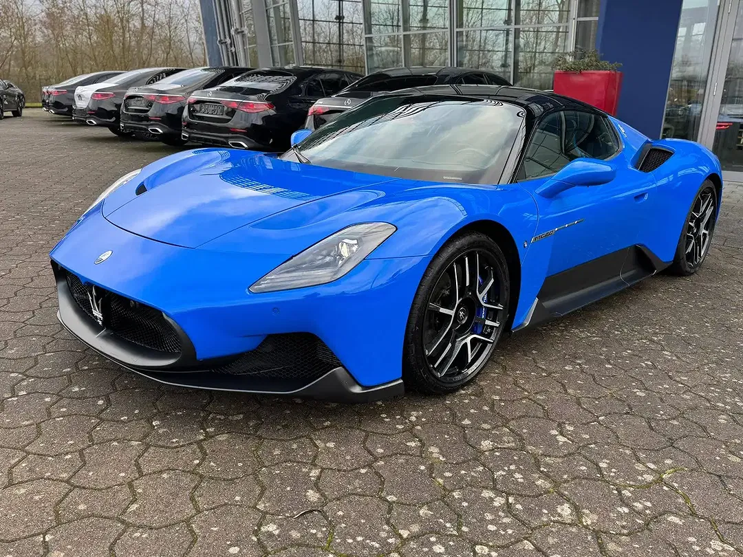 Maserati MC20 3.0 V6 - Thumbnail 3