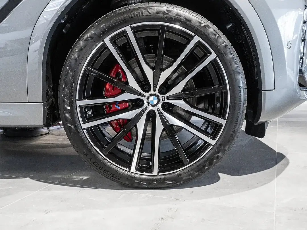 BMW X6 xDrive M Sport Pro - Thumbnail 3