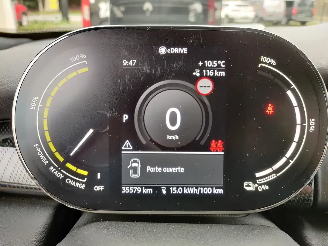 MINI Cooper SE - Thumbnail 11