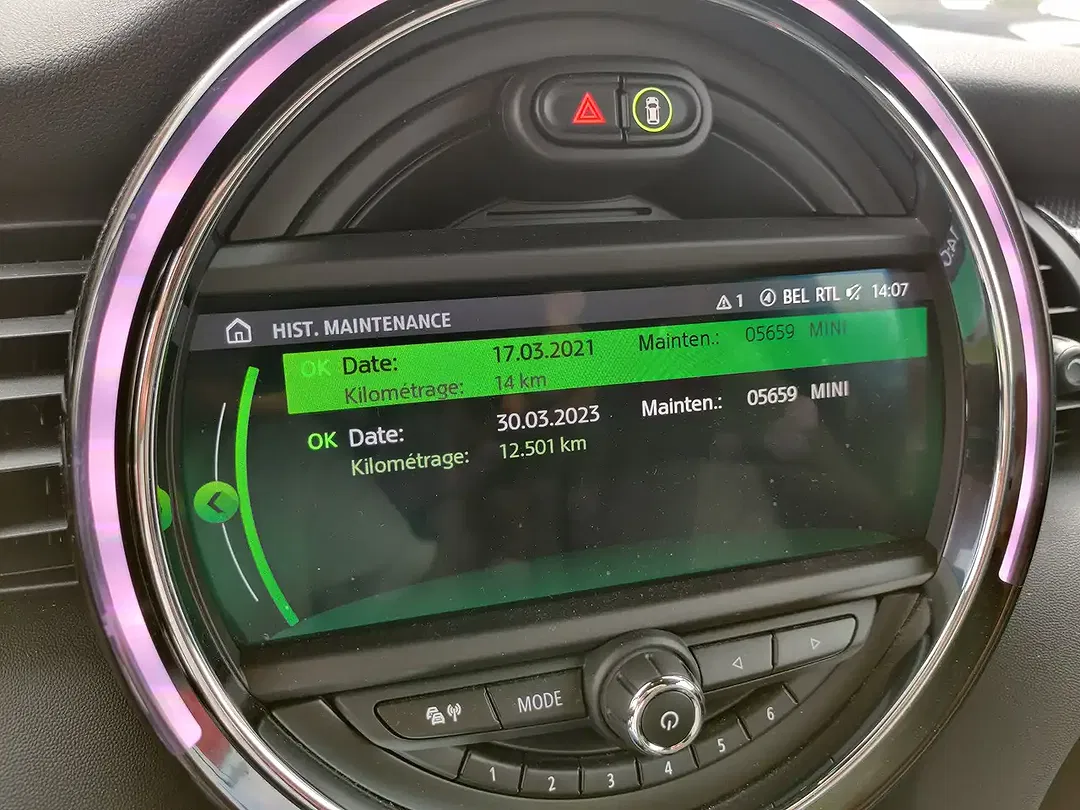 MINI Cooper SE - Thumbnail 14