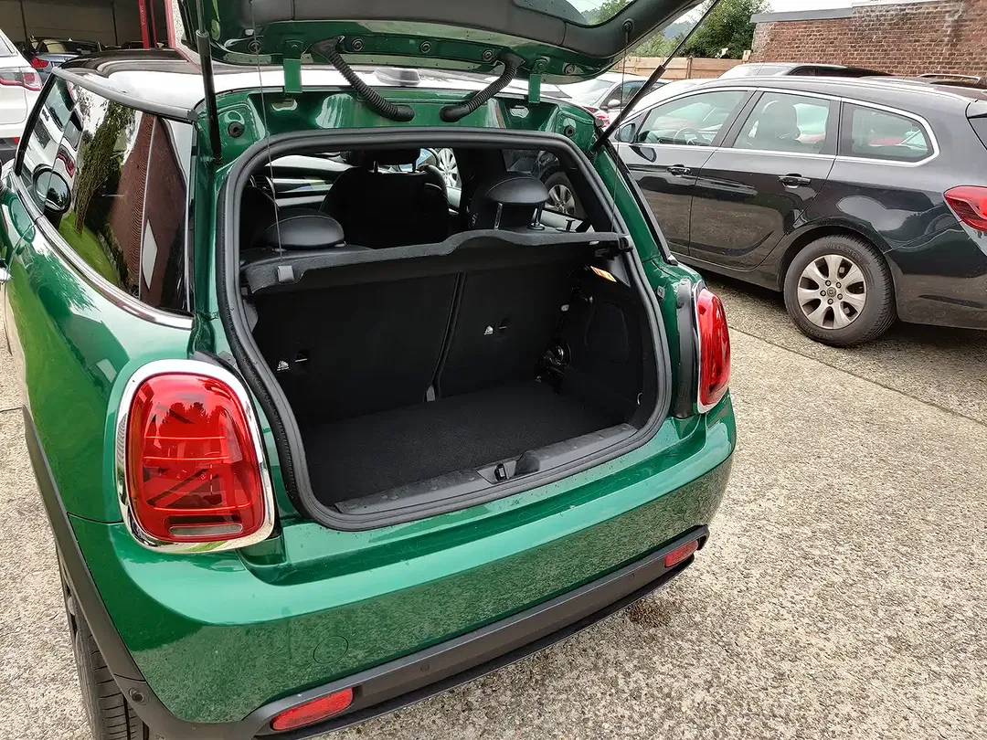 MINI Cooper SE - Thumbnail 4