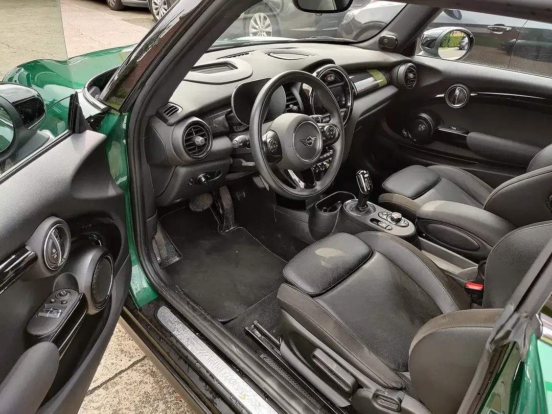 MINI Cooper SE - Thumbnail 9