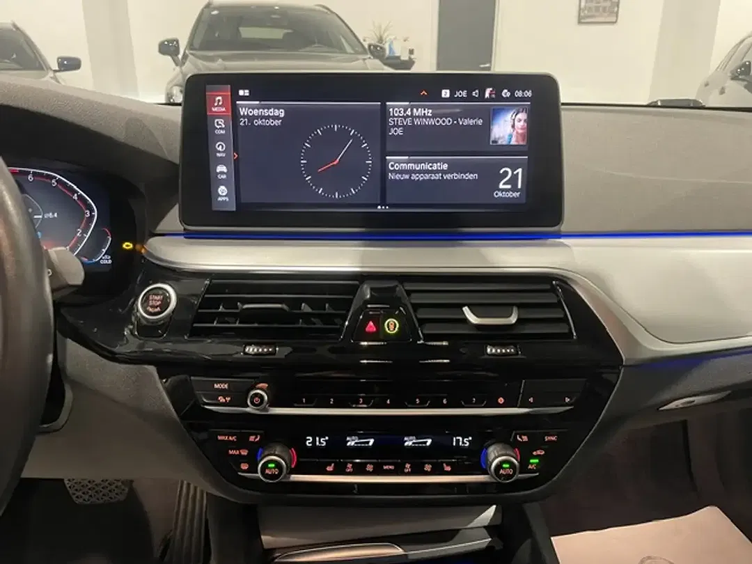 BMW 520 MHEV Touring - Thumbnail 11