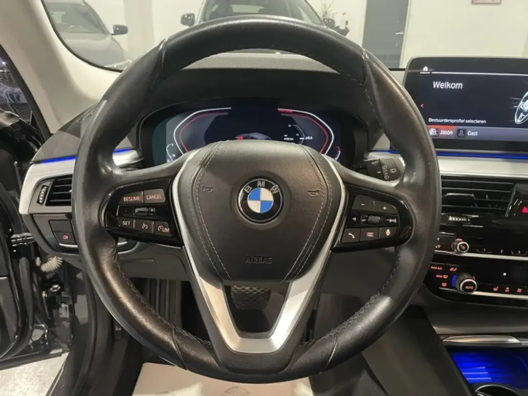 BMW 520 MHEV Touring - Thumbnail 12