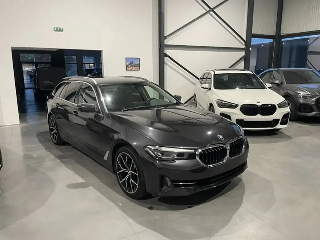 BMW 520 MHEV Touring - Thumbnail 3