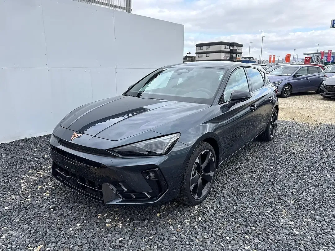 CUPRA Leon 1.5 eTSI DSG - Thumbnail 1