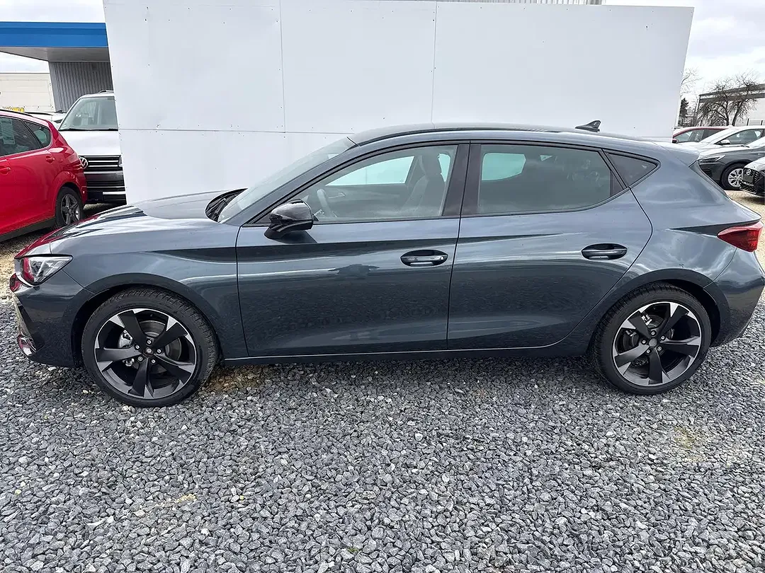 CUPRA Leon 1.5 eTSI DSG - Thumbnail 3