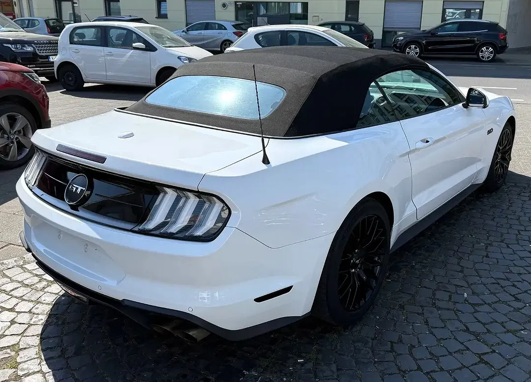 Ford Mustang 5.0 GT - Thumbnail 11