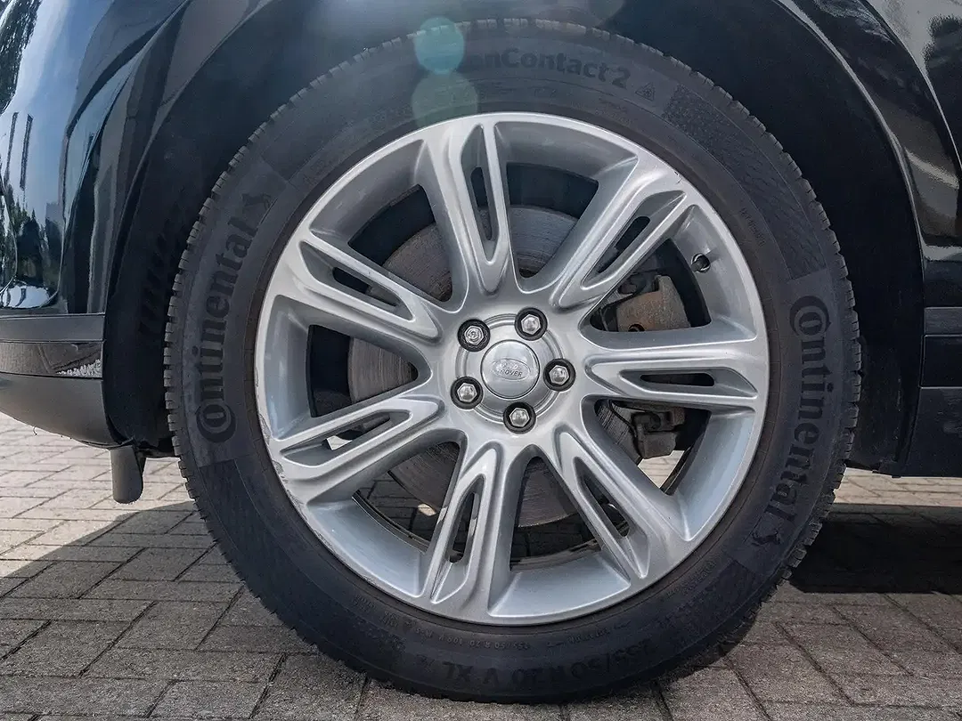 Land Rover Range Rover Velar P400e 4x4 SE - Thumbnail 10