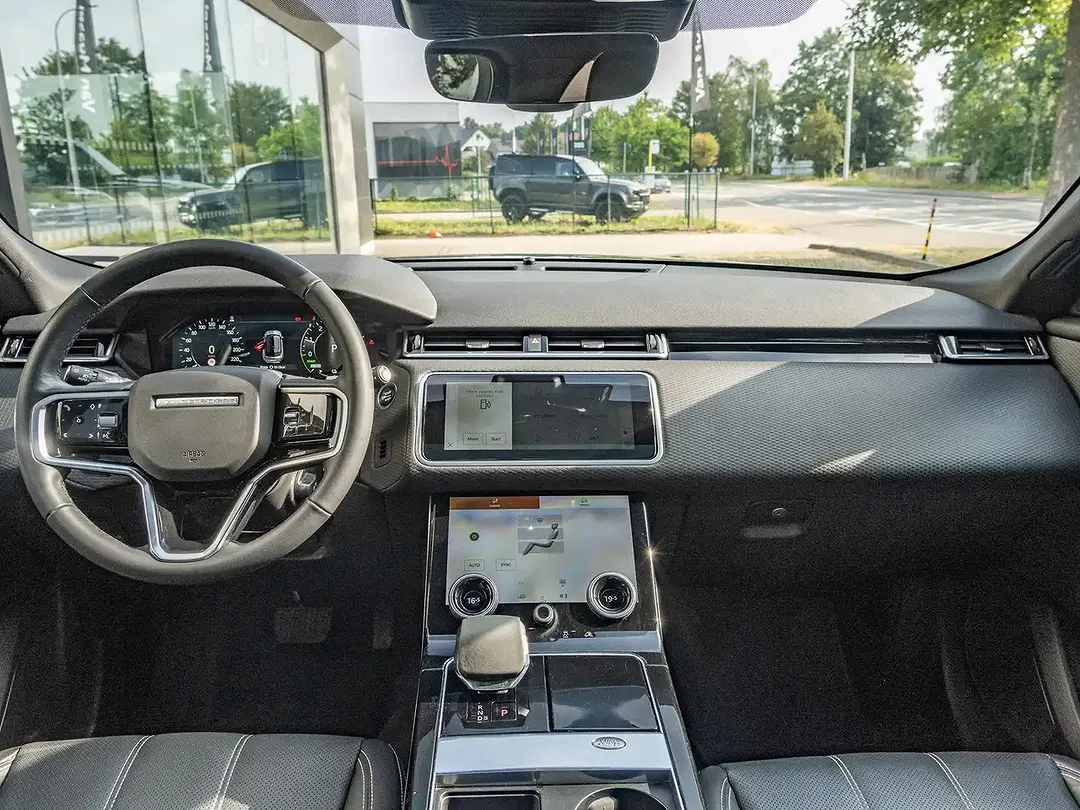 Land Rover Range Rover Velar P400e 4x4 SE - Thumbnail 9
