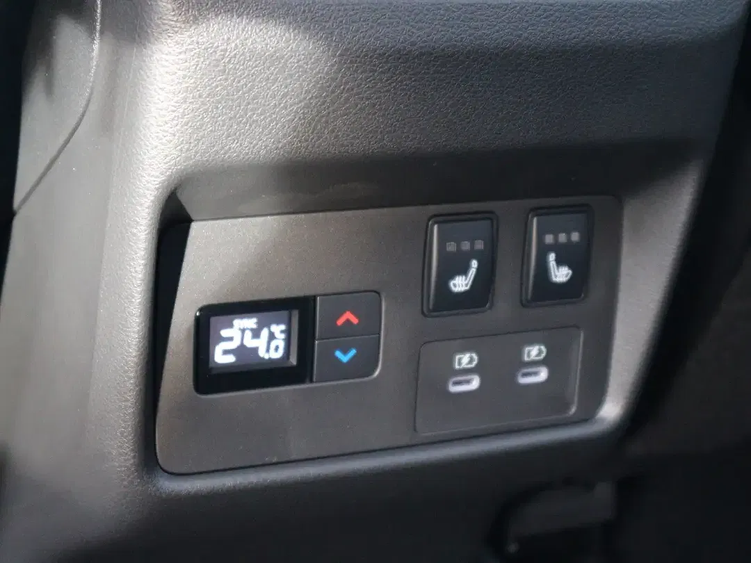 Nissan X-Trail 1.5 VC-T MHEV Tekna - Thumbnail 23