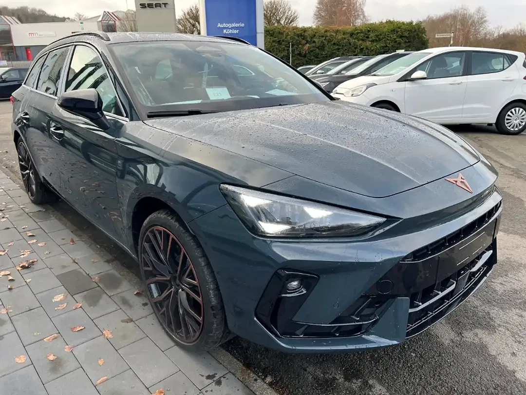 CUPRA Leon PHEV Matrix LED Sportstourer VZ1 - Thumbnail 3