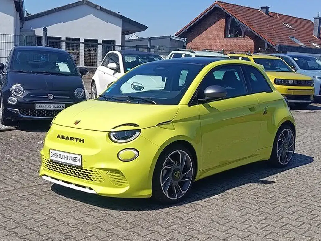 Abarth 500e Scorpionissima - foto 1
