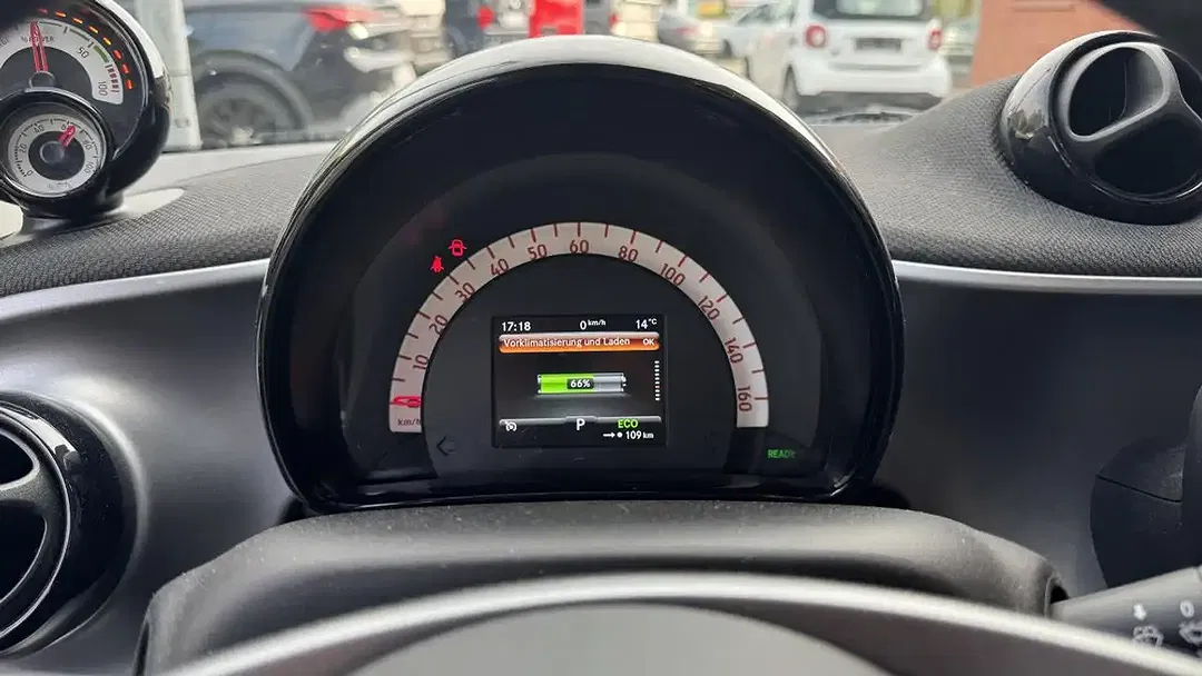 smart forTwo - Thumbnail 13