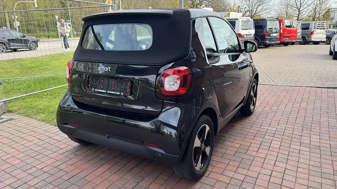 smart forTwo - Thumbnail 3