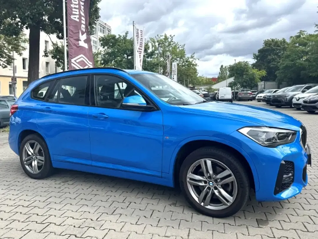 BMW X1 xDrive M Sport - Thumbnail 4