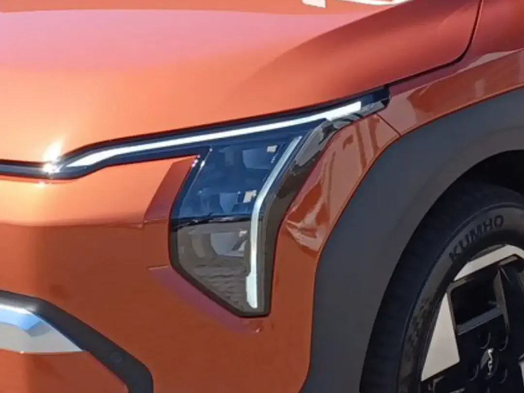 Kia EV3 Earth - Thumbnail 6