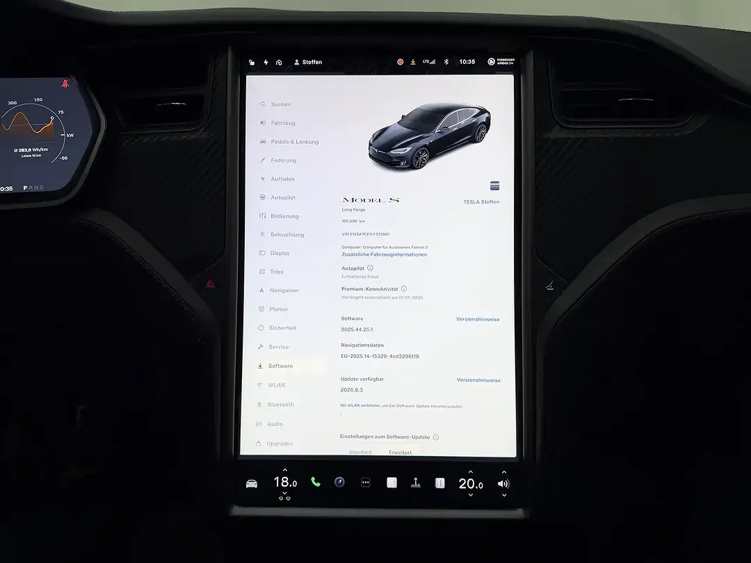 Tesla Model S - Thumbnail 22