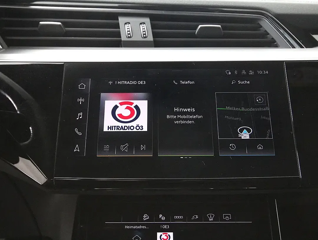 Audi Q8 55 e-tron quattro S line - Thumbnail 10