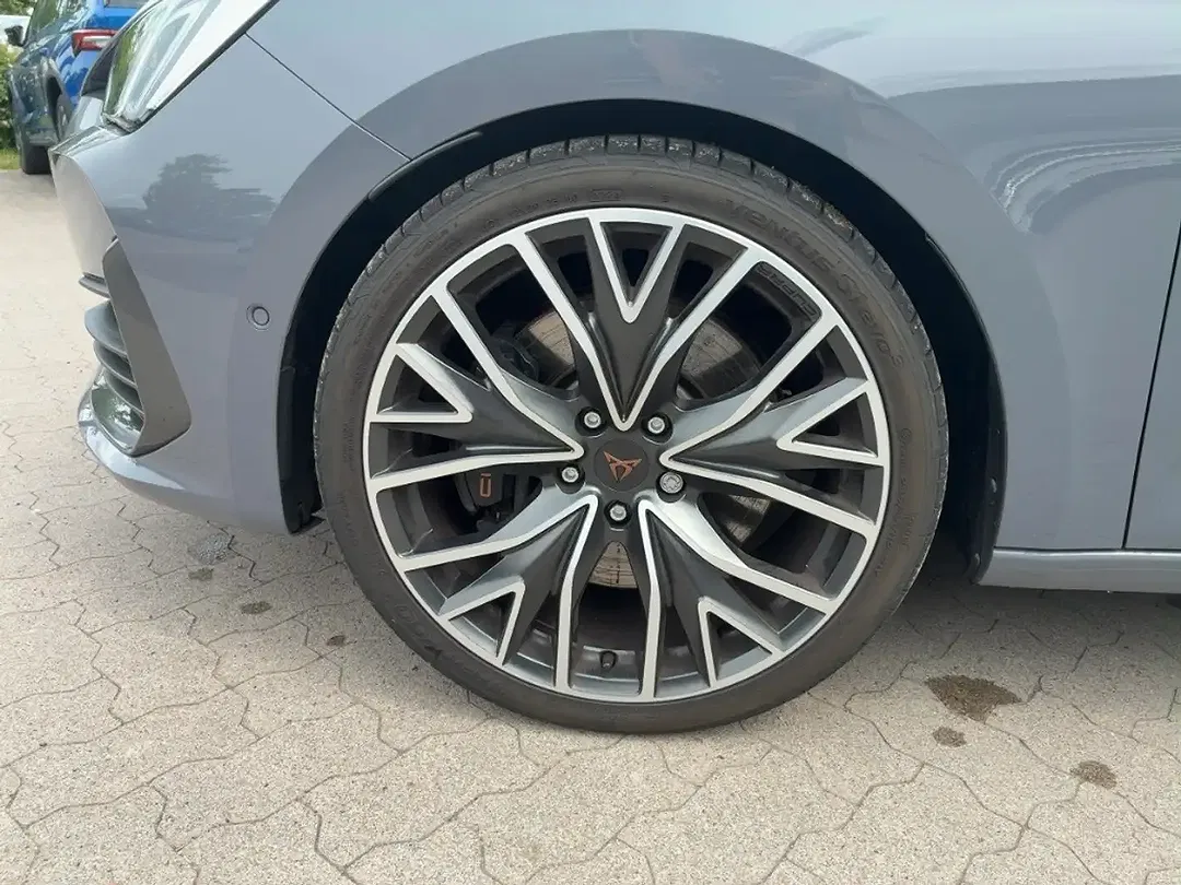 CUPRA Leon 2.0 TSI 4Drive VZ Sportstourer - Thumbnail 11