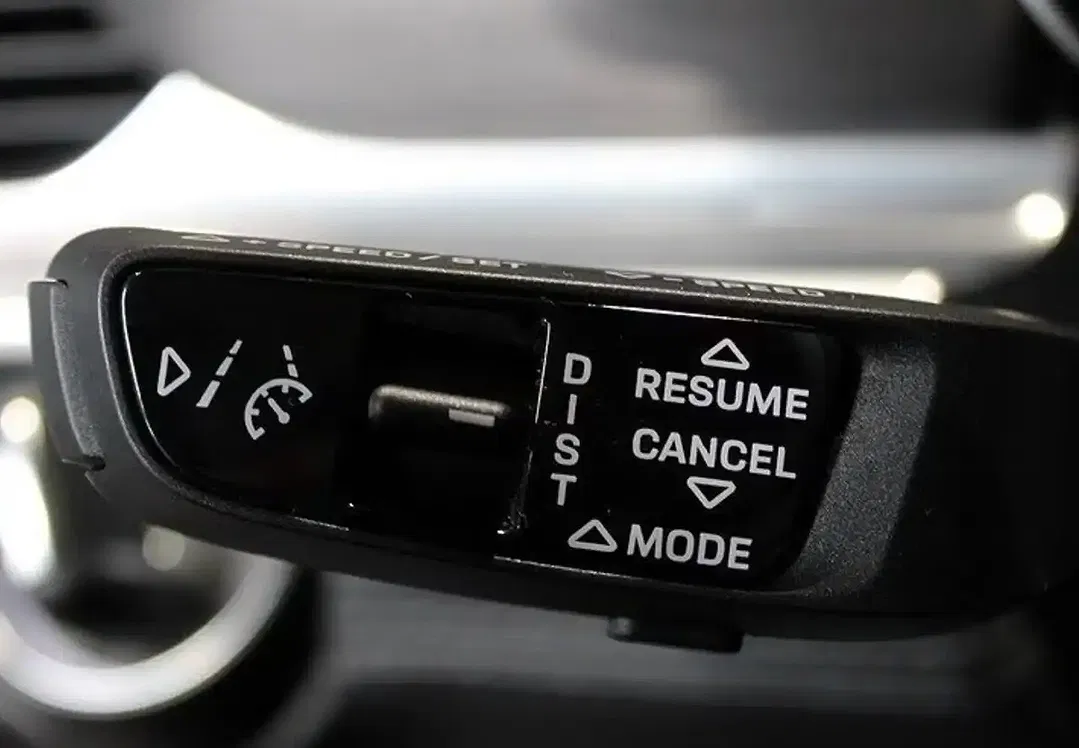 Porsche Panamera E-Hybrid 4 Sport Chrono Edition - Thumbnail 9